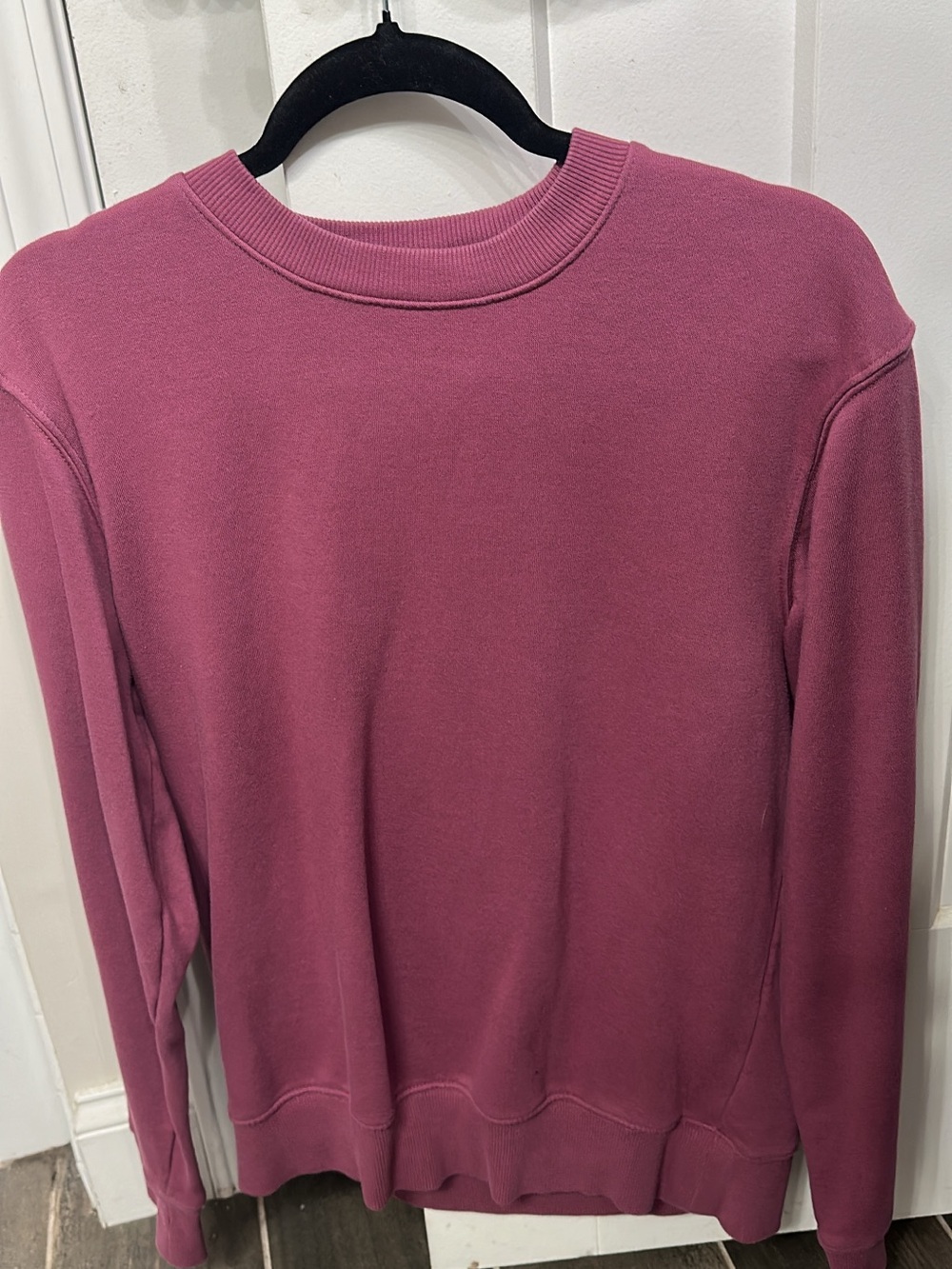 Target Men's Crewneck Sweatshirt in Mauve Pink